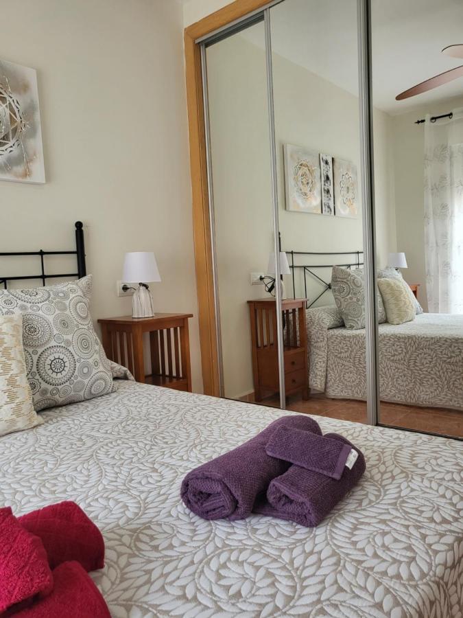¡Apartamento en primera línea con terraza y cerca de la piscina comunitaria! Vera Exterior foto